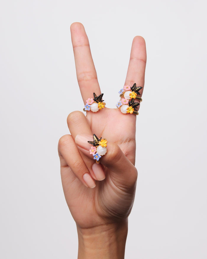 Les Néréides Butterfly 3 Colorful Jasmine Flowers And Faceted Stone Cocktail Ring - 5.5 (50 Mm) / Multicolor