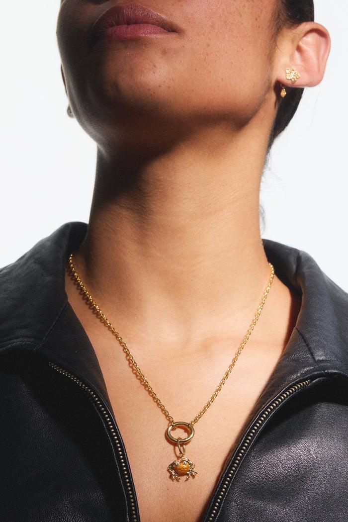 Les Néréides Cancer Pendant - Connection And Sensitivity - Multicolor