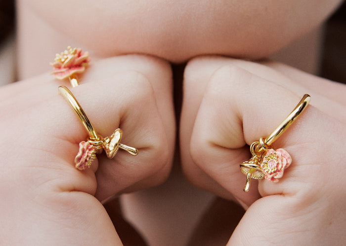 Les Néréides Charm Ring With Pink Anemone And Gold Mushroom - 6 (52 Mm) / Gold