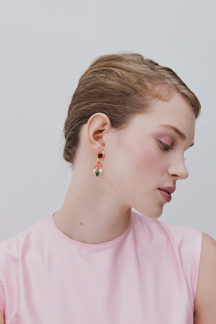 Les Néréides Coral Post Earrings Red Faceted Glass Cultured Pearl Golden Beetle And Seashell - Multicolor