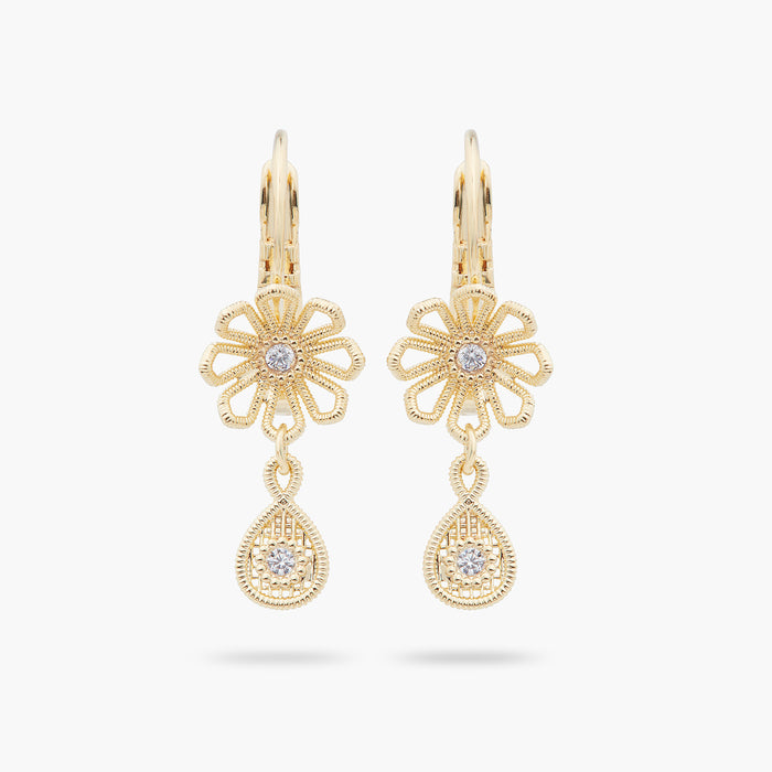 les néréides Gold Thread Flower Sleeper Earrings - Gold