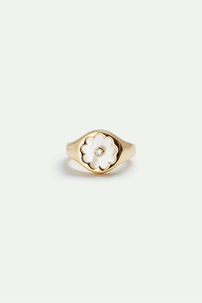 Les Néréides Golden Ring With Mother Of Pearl White Flower - 5.5 (50 Mm) / Gold