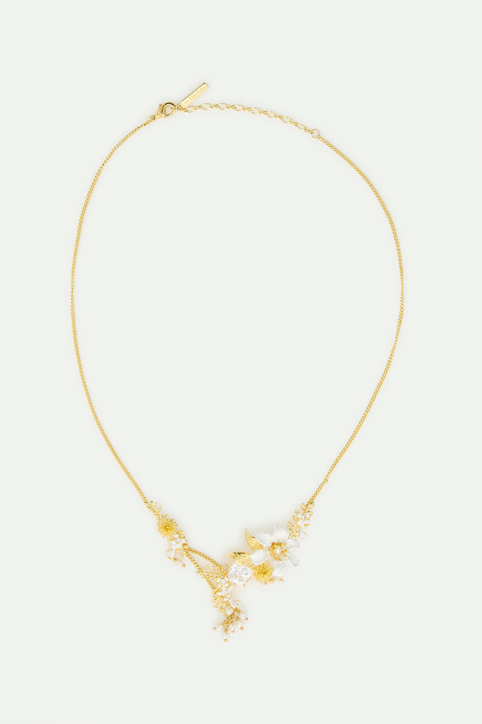 Les Néréides Large Clematis Flower Laurel Japanese Kerria And Cultured Pearls Statement Necklace - White