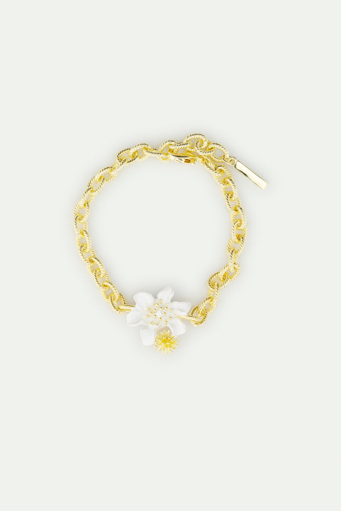 les néréides Large White Clematis and Japanese Kerria Bracelet - White