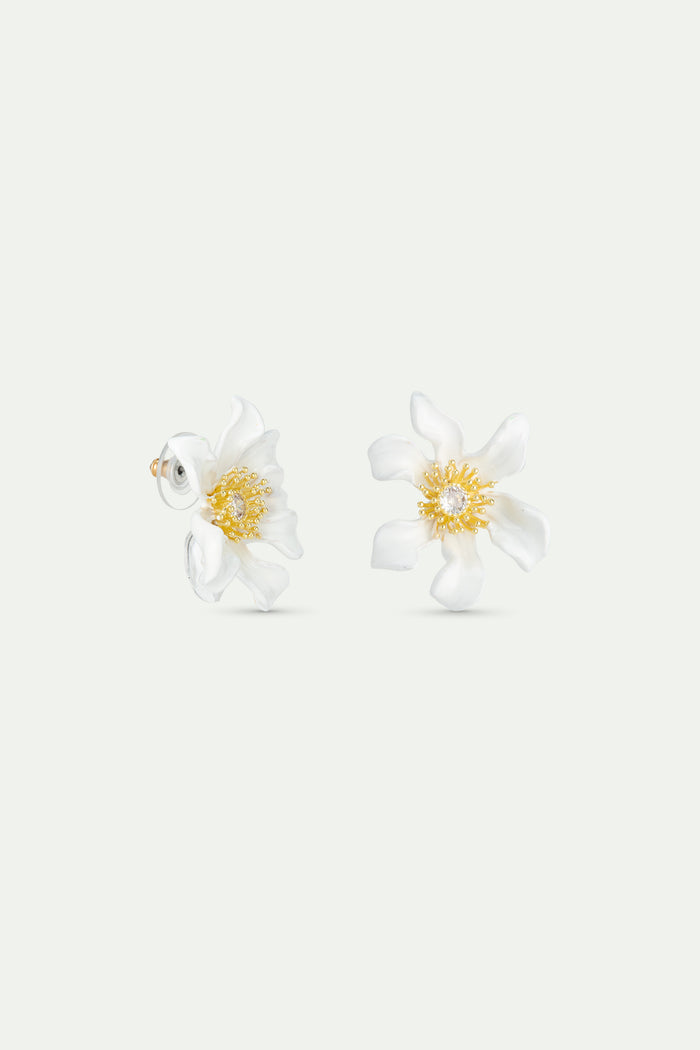 Les Néréides Large White Clematis Flower Post Earrings - White