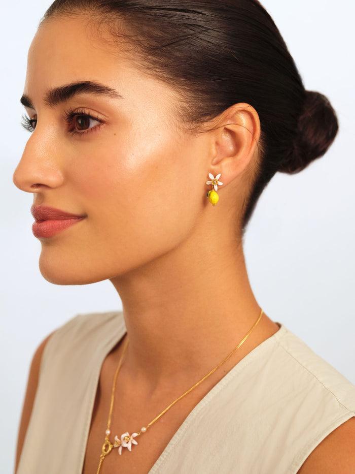 Les Néréides Lemon And White Flower Post Earrings - Yellow