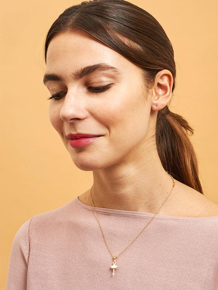 Les Néréides MINI PAS DE DEUX WITH WHITE MINI BALLERINA PENDANT SHORT NECKLACE - White