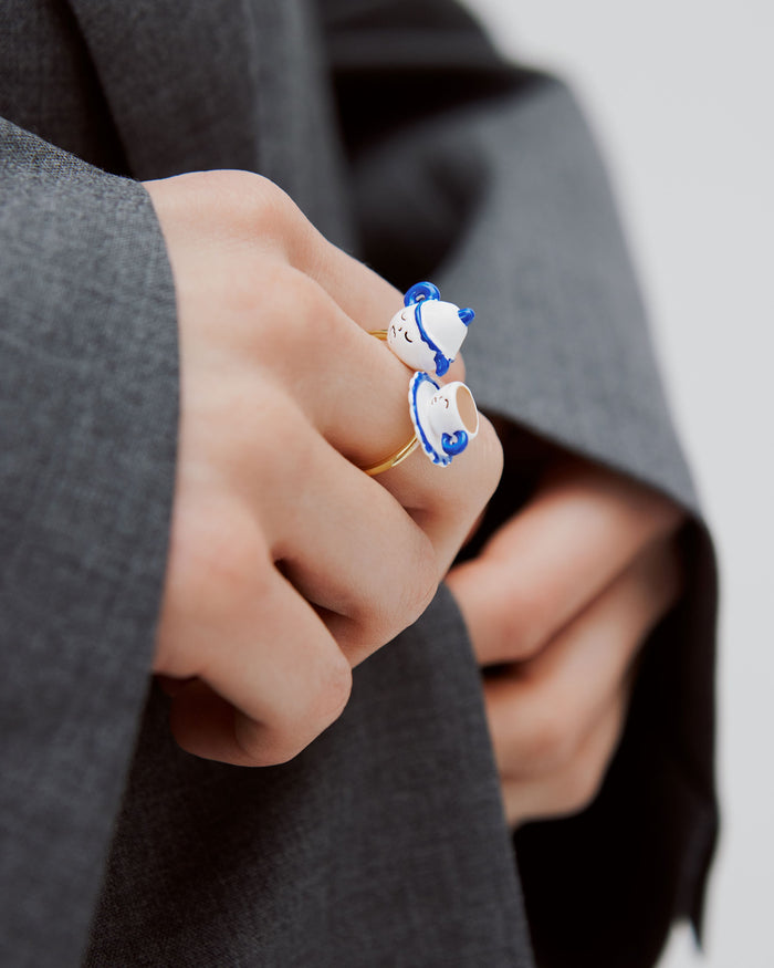 Les Néréides N2 Adjustable Ring With Blue And White Teapot And Yellow Rhinestone - White
