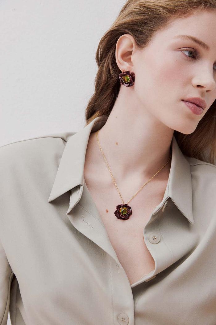 Les Néréides Pendant Necklace With Burgundy Anemone Flower And Green Faceted Stone - Burgandy