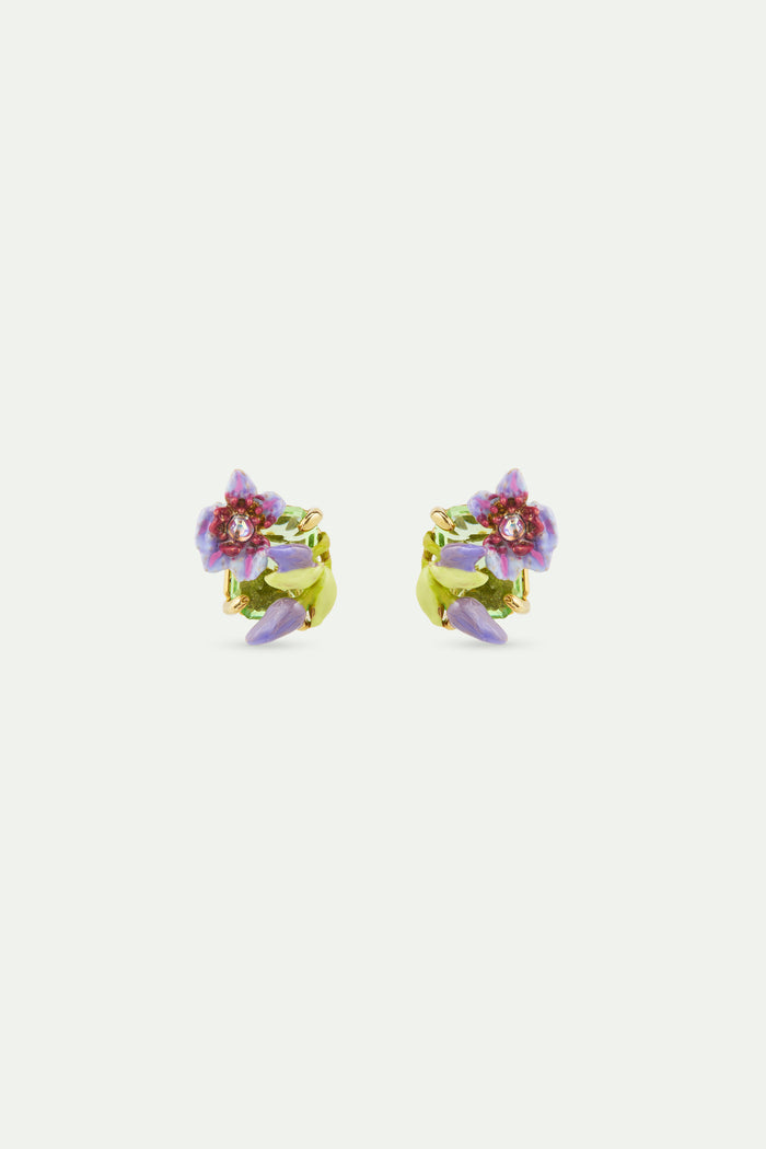 les néréides Purple Clematis Ivy and Emerald-Cut Faceted Green Glass Post Earrings - Multicolor