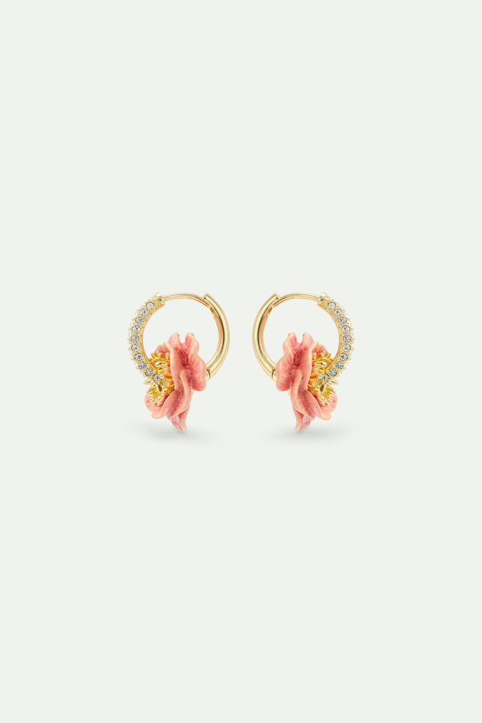 les néréides Rhinestone Hoop Post Earrings with Pink Anemone - Pink