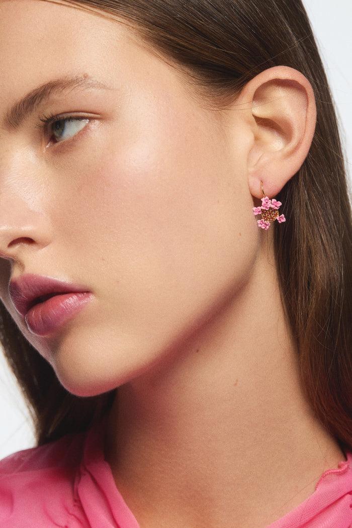 Les Néréides Sleeper Earrings With Pink And Gold Crystals And Hydrangea Flowers - Pink