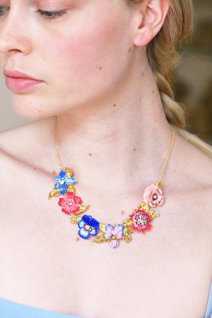 Les Néréides Thousand Pansies Winter's Flower And Golden Leaves Collar Necklace - Multicolor
