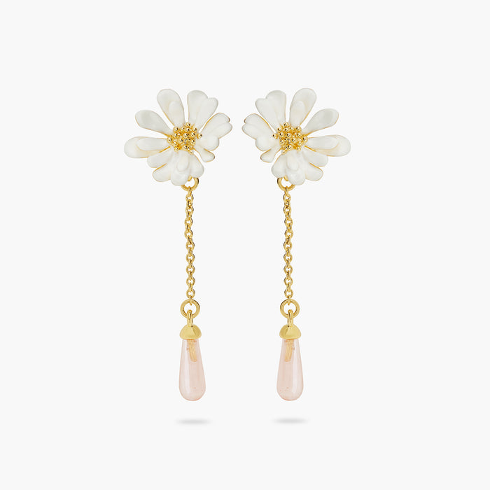 les néréides White Flower and Pink Pearl Post Earrings - White