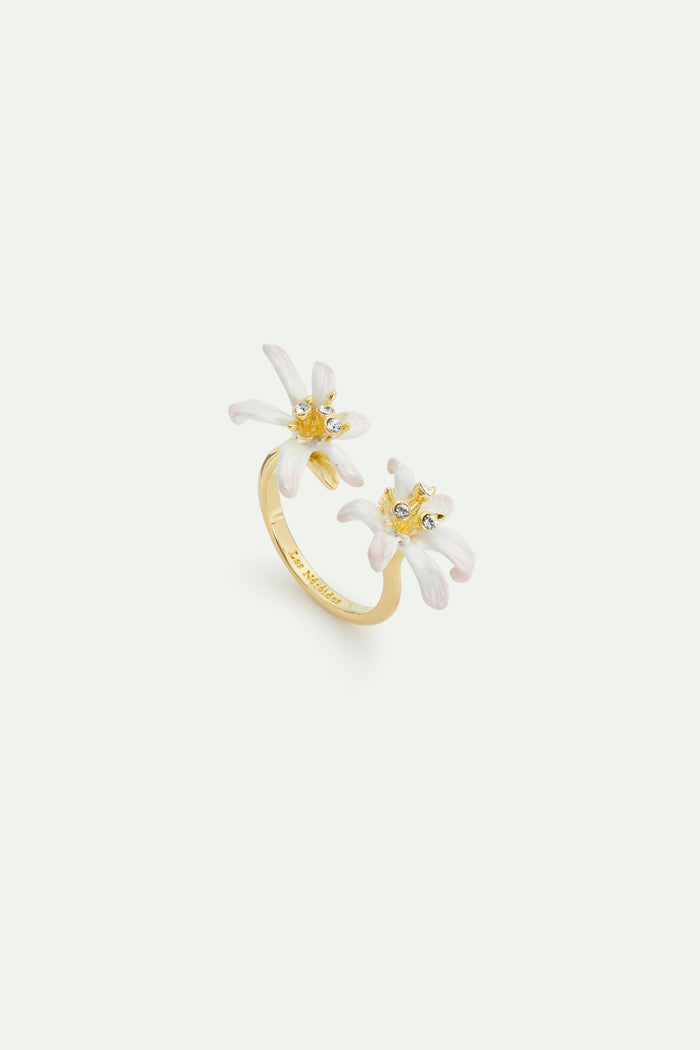les néréides White Lily Flower Adjustable Gold-Plated Ring - White