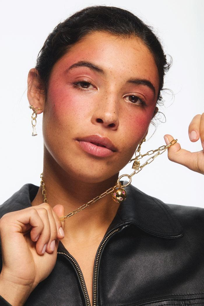 Les Néréides White Rabbit And Pearl Pendant - Clairvoyance And Comfort - White