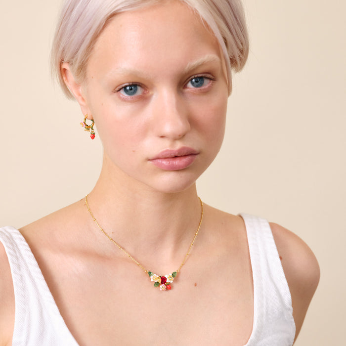 Les Néréides Wild Strawberry Strawberry Flower And Bumblebee Statement Necklace - Multicolor