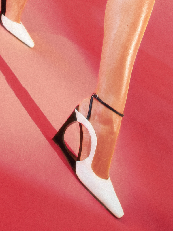 Les Petits Joueurs Monochrome Luna Pump