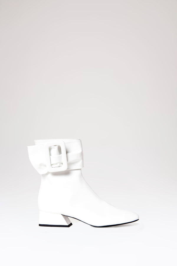 les petits joueurs White Maylea Boot