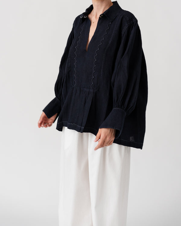 Les Vacances D'irina Ancestral Shirt
