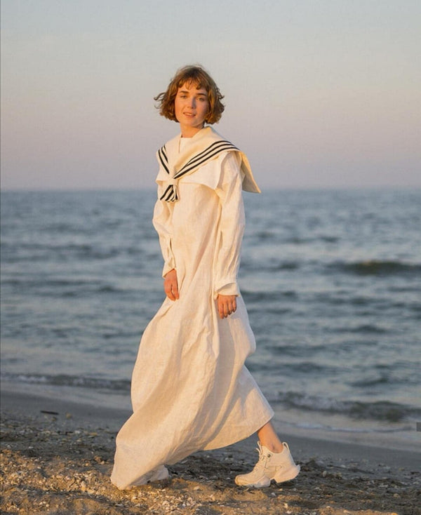 Les Vacances D'irina Ivory Sailor Collar