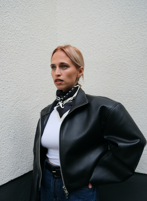 Lescarf NO. 2 | BLACK | 65 CM