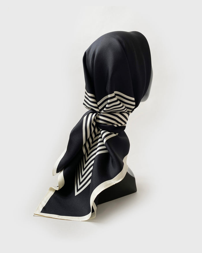 Lescarf NO. 2 | BLACK | 90 CM
