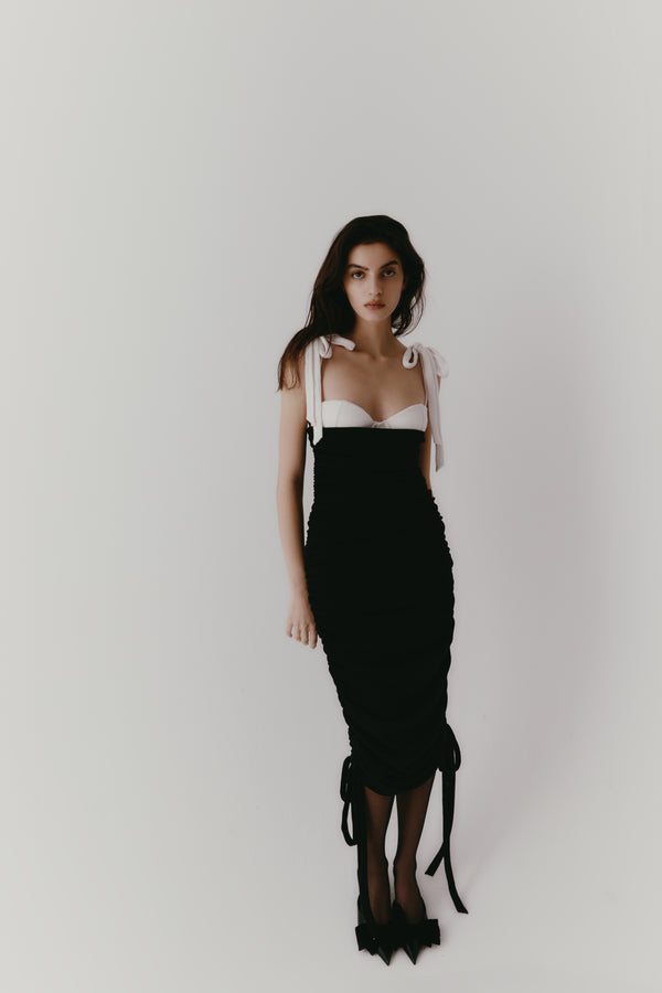 Leslie Amon Helena Maxi Dress - Black