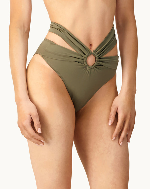 Leslie Amon Toghzan Bikini Bottom - Earth