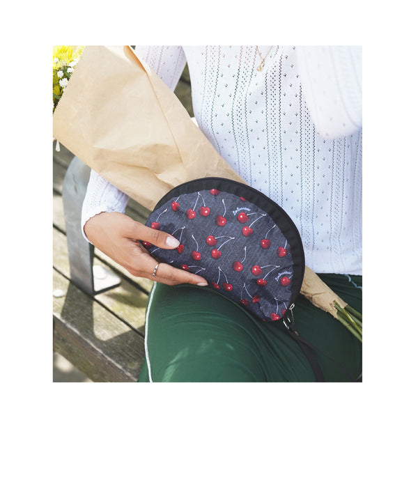 Lesportsac 2-Zip Wristlet