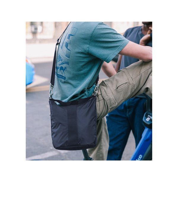 Lesportsac Convertible Market Hobo