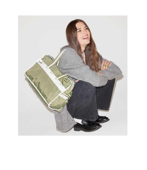 Lesportsac Deluxe Medium Weekender