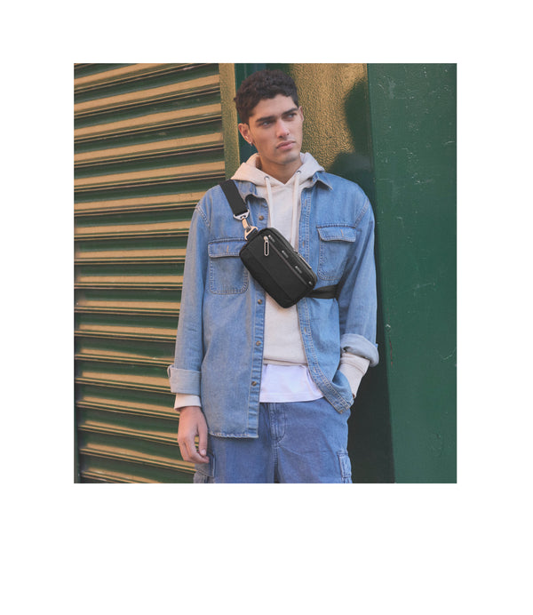 Lesportsac Essential Rectangular Crossbody