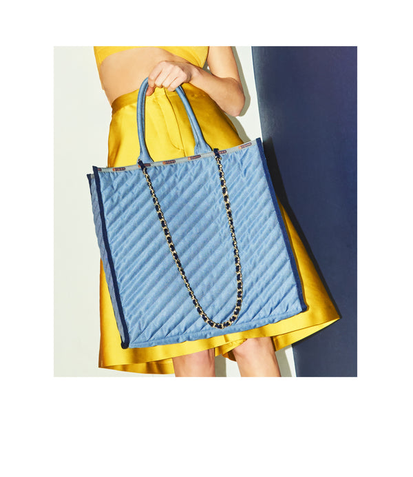 Lesportsac Large Chain Quilt Tote