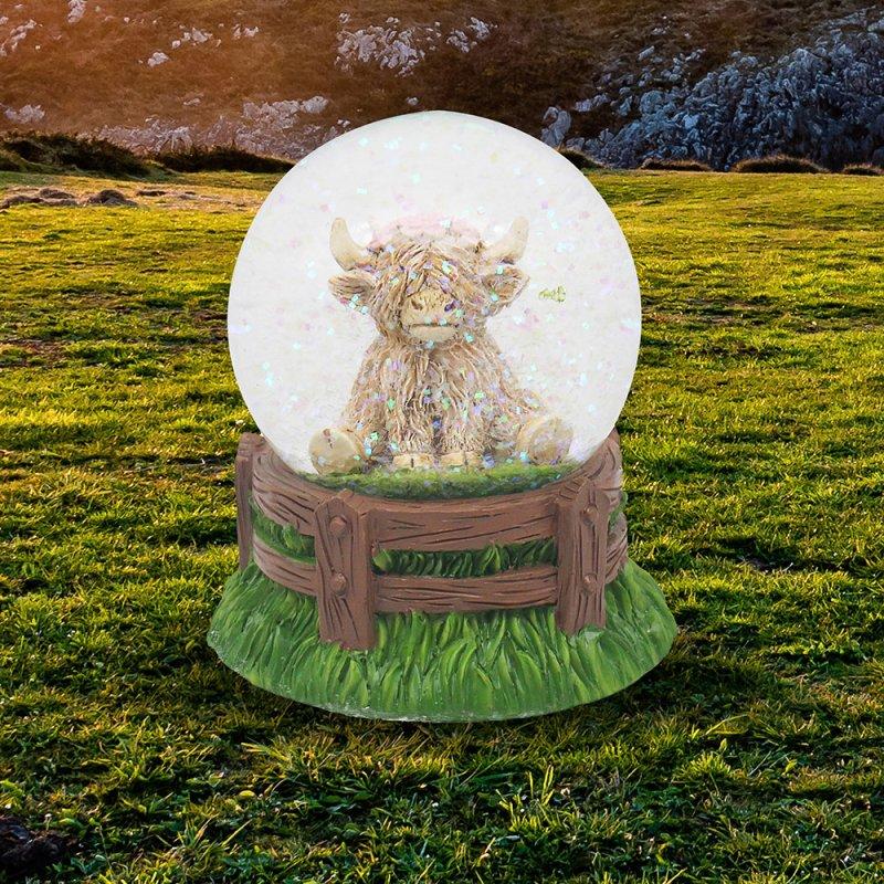 lesser & pavey HIGHLAND COW FLOWER WATERGLOBE LP75327