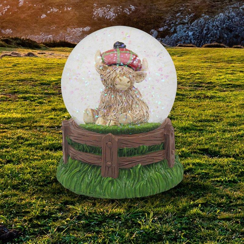 lesser & pavey HIGHLAND COW TARTCAP WATERGLOB LP75330