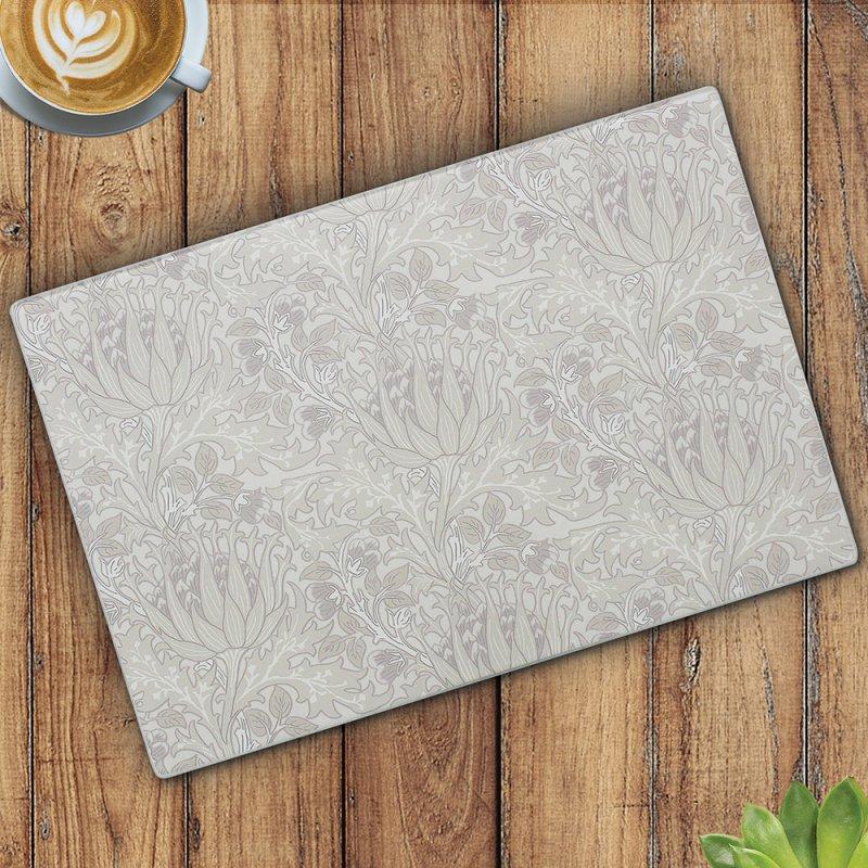 lesser & pavey ARTICHOKE CUTTING BOARD LP96673