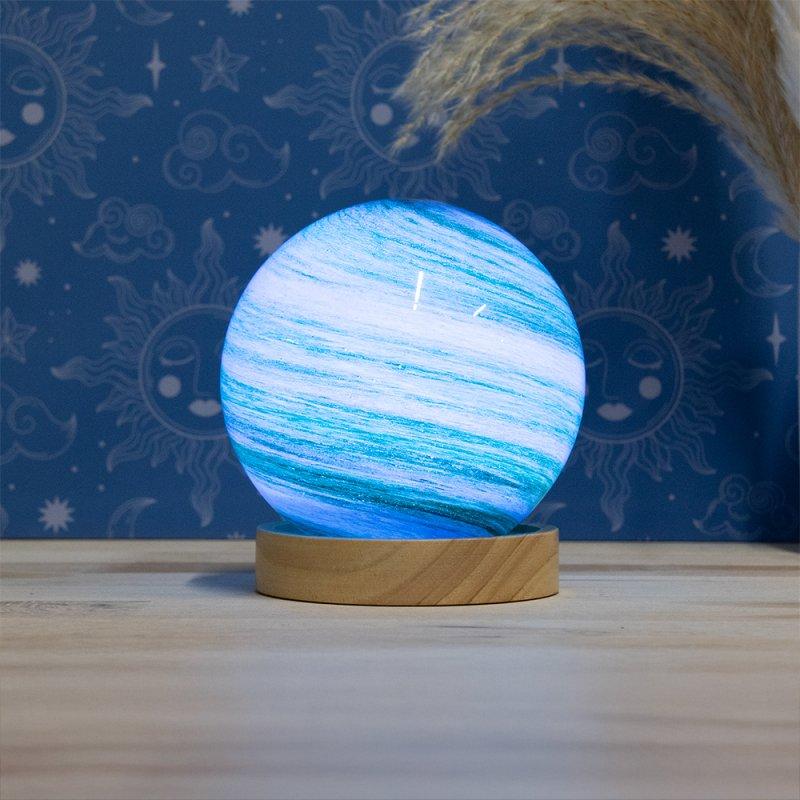 Lesser & Pavey COSMIC PLANET LAMP GREEN 12CM LP76499