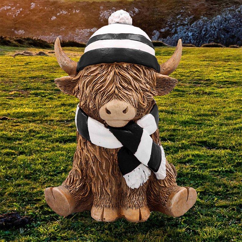 lesser & pavey HIGHLAND COW SCARF & HAT B&W LP75018