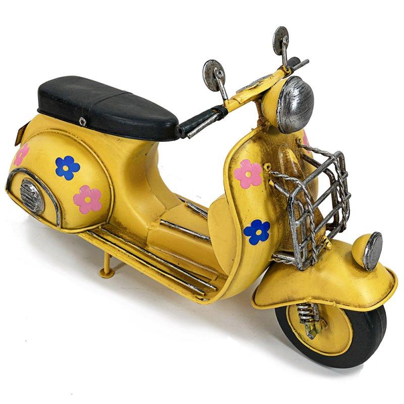 Lesser & Pavey YELLOW WITH FLOWER SCOOTER LP48840