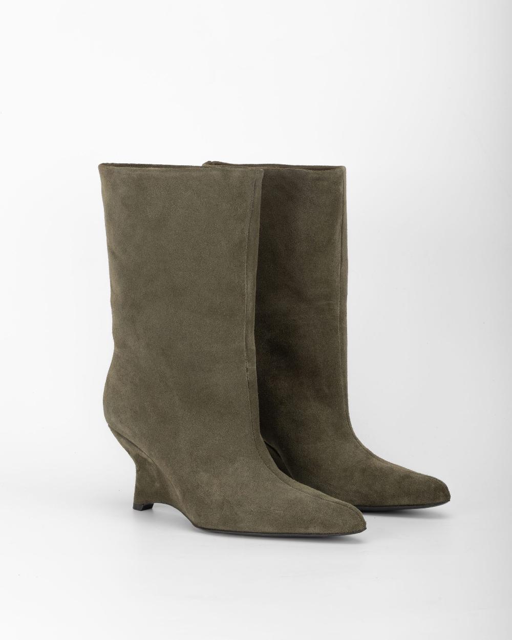 lestrosa BRIGITTE OLIVE Suede