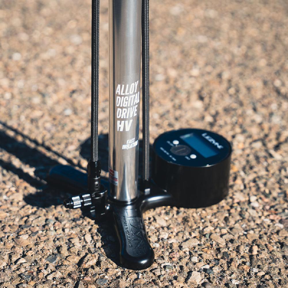 Lezyne ALLOY HV DIGITAL DRIVE 3.5