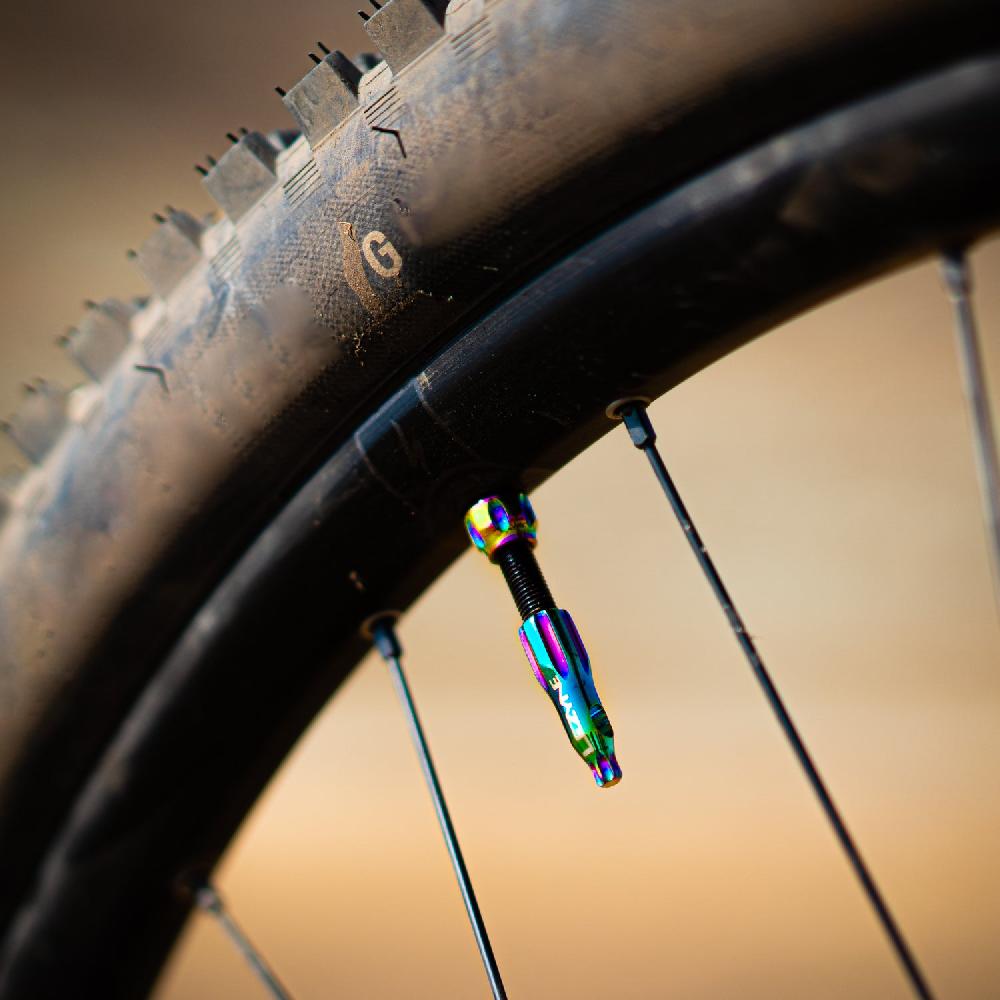 Lezyne CNC TLR VALVE NEO METALLIC