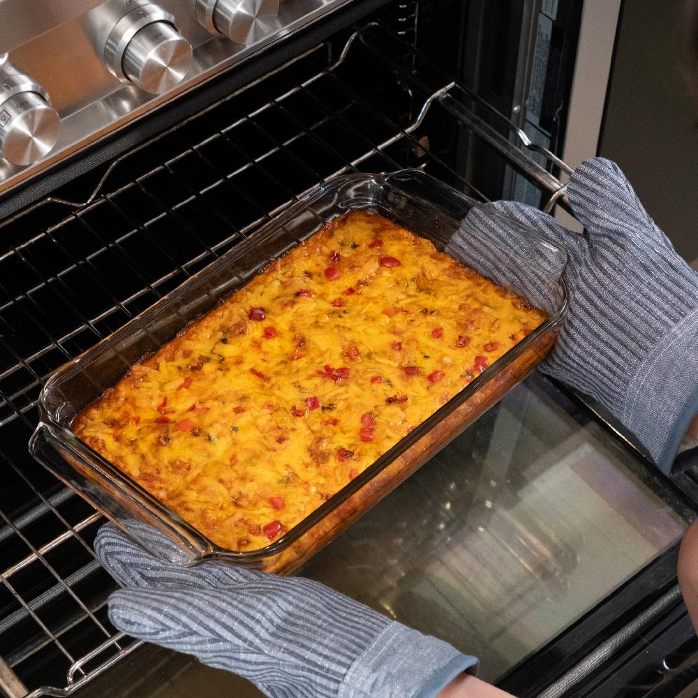 Libbey Libbey Baker’s Premium 5 Piece Glass Bakeware Set Includes 10x14 9x13 With Lid And 8x8 With Lid Stackable With GreatGrip™ Handles