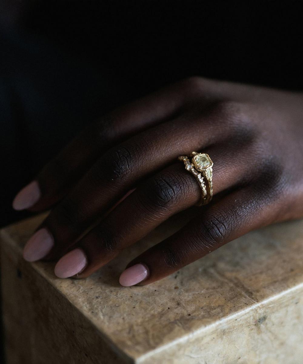 liberty london Ellis Mhairi Cameron 14ct Gold Armach Cushion Diamond Engagement Ring