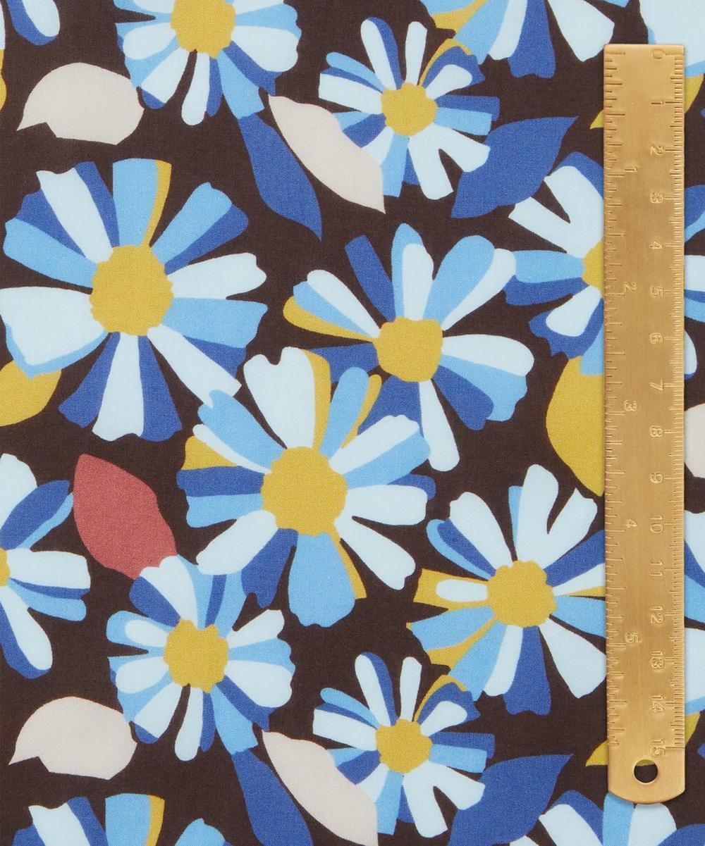 Liberty London Liberty Fabrics Daisy Olive Tana Lawn Cotton™