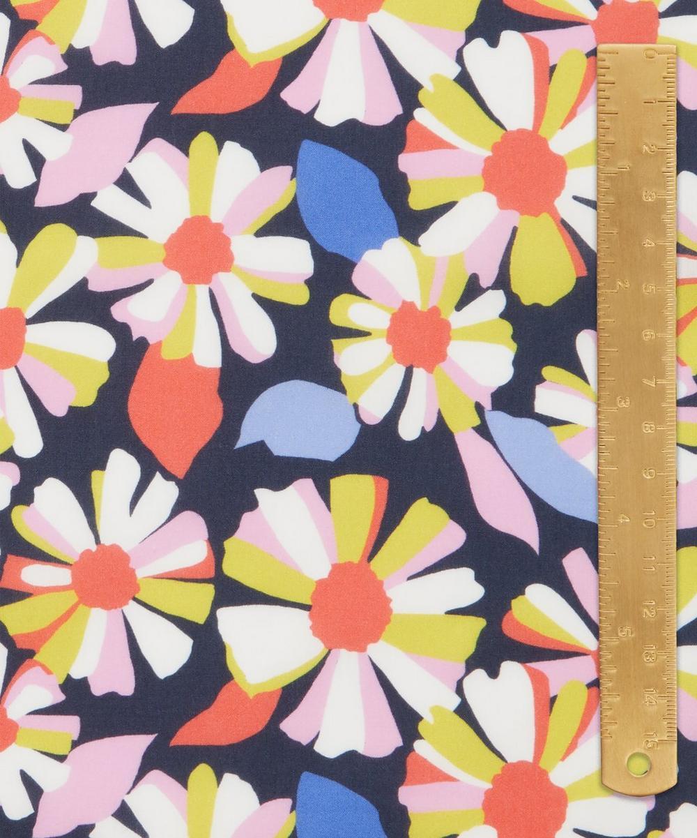 Liberty London Liberty Fabrics Daisy Olive Tana Lawn Cotton™