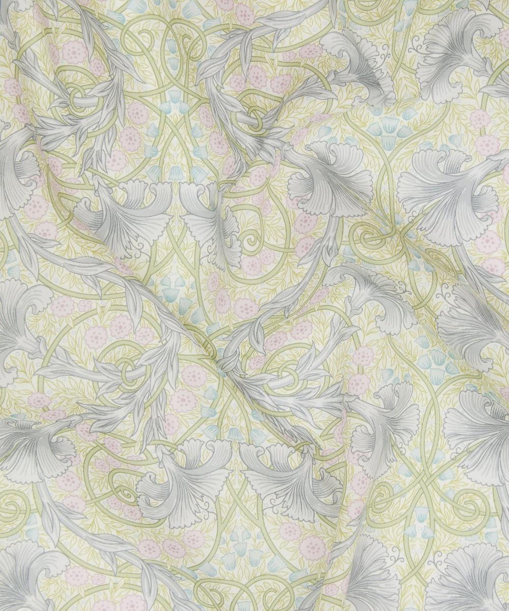 Liberty London Liberty Fabrics Faulkner Carnations Tana Lawn Cotton™