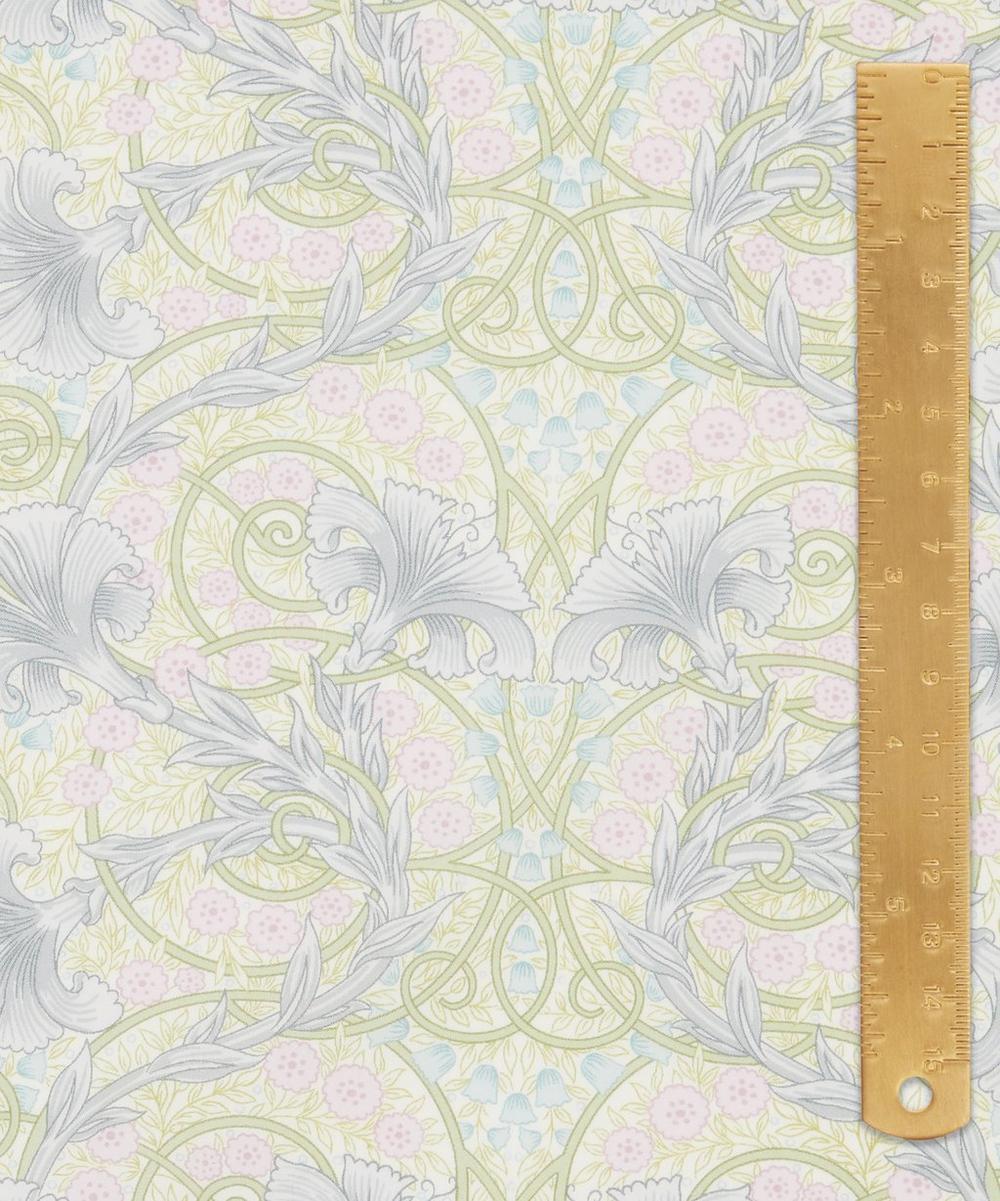 Liberty London Liberty Fabrics Faulkner Carnations Tana Lawn Cotton™