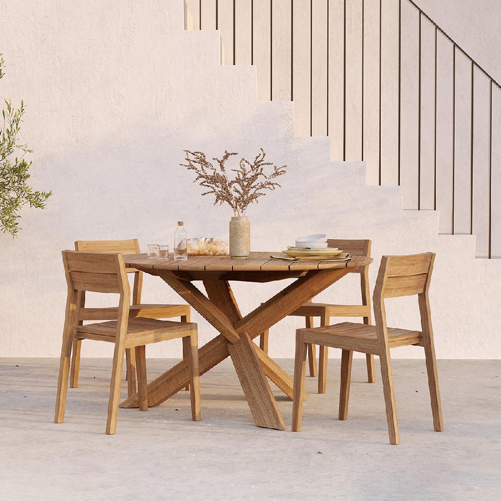 life interiors Circle Outdoor Dining Table (Teak 136cm)